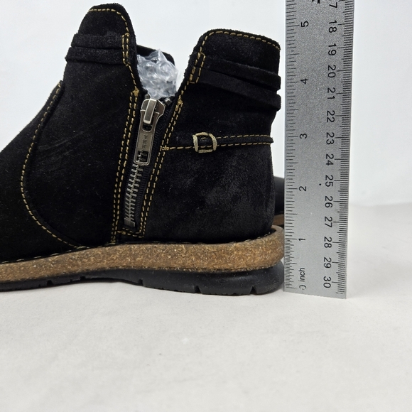Born Womens Ankle Boots Sz 6 Wynter Black Suede Leather Casual Comfort Everyday - Picture 9 of 13
